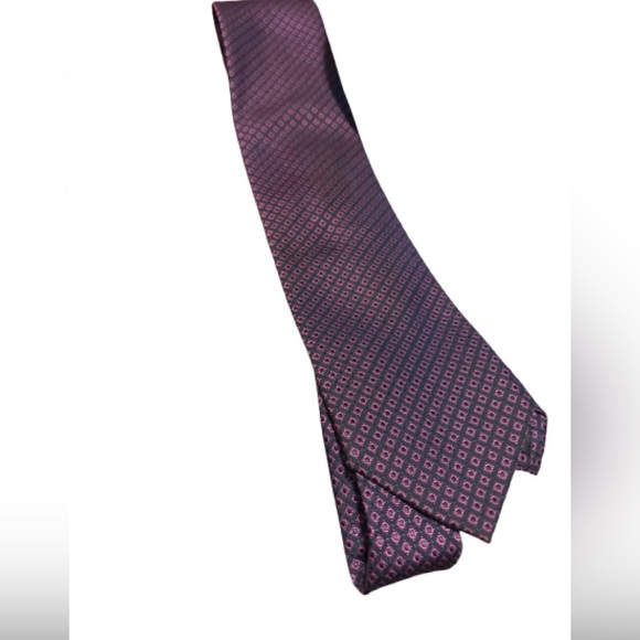 2/$30 Vintage Firenze Tie, Geometric Pattern, 100% Silk - Picture 5 of 6